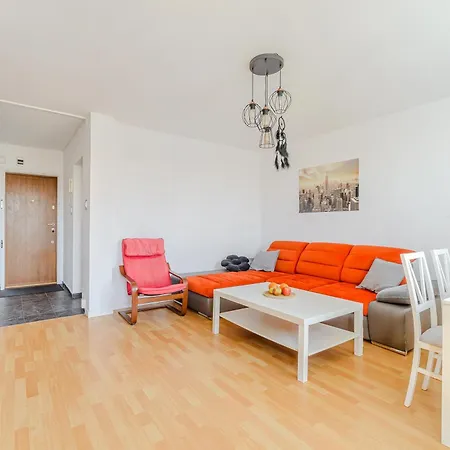 Shortstaypoland Bohaterewicza B69 *