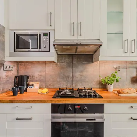 Shortstaypoland Bohaterewicza B69 * Варшава