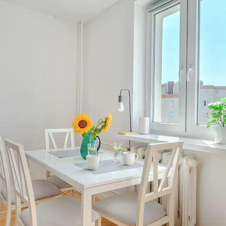 Shortstaypoland Bohaterewicza B69 Apartment *