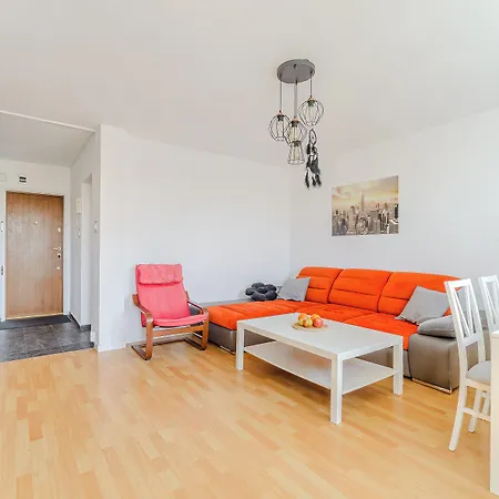 Апартаменты Shortstaypoland Bohaterewicza B69