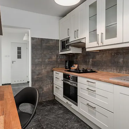 Apartmán Shortstaypoland Bohaterewicza B69 Varšava