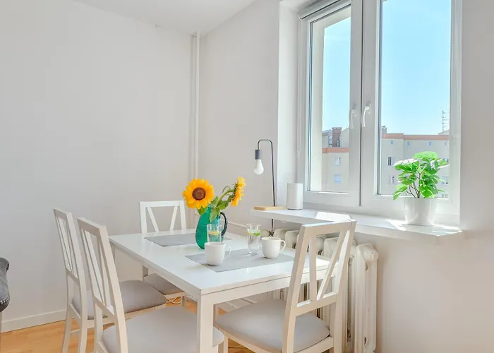 Shortstaypoland Bohaterewicza B69