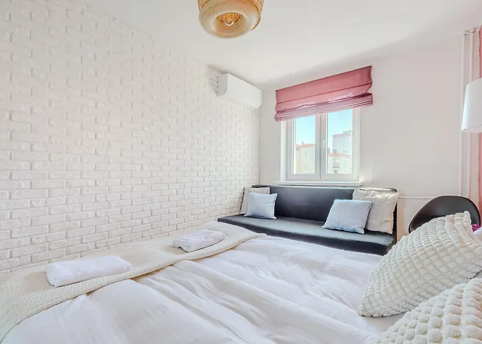 Shortstaypoland Bohaterewicza B69